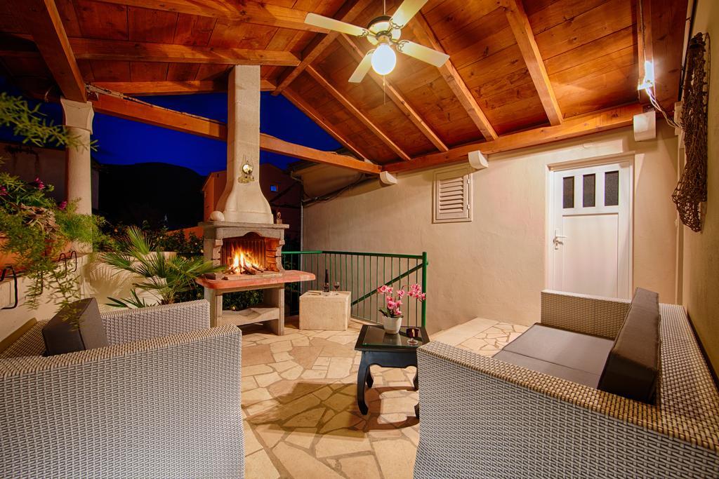 Villa Kamenica Komiža Kamer foto
