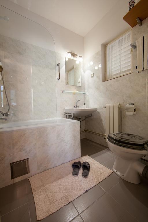 Villa Kamenica Komiža Kamer foto