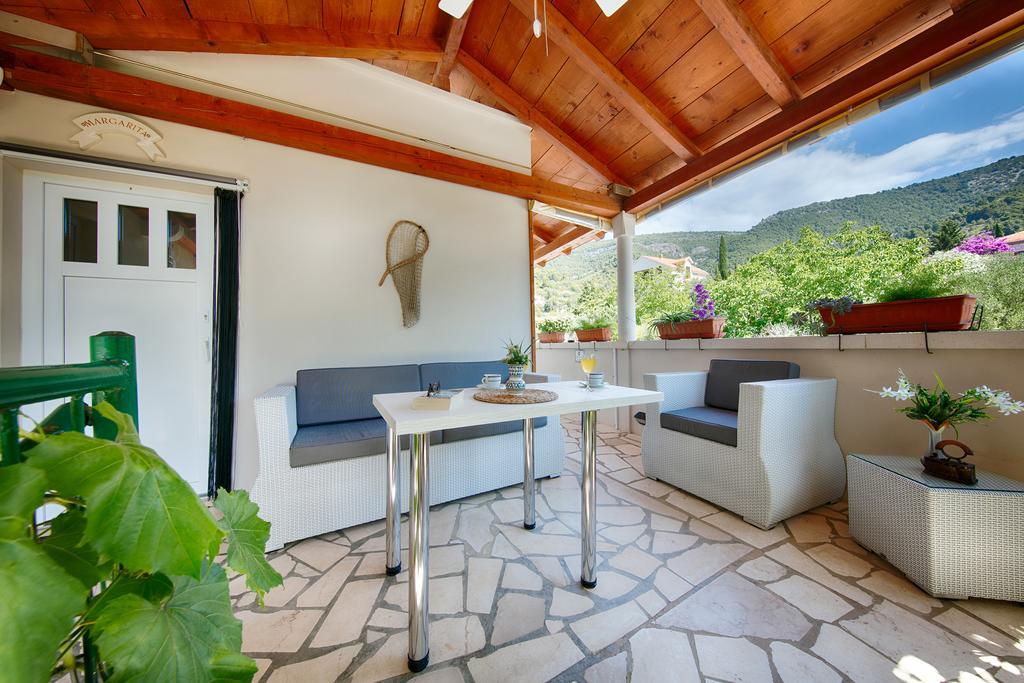 Villa Kamenica Komiža Buitenkant foto