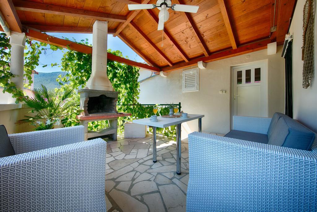 Villa Kamenica Komiža Buitenkant foto